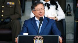 El presidente Gustavo Petro anunció que este lunes 15 de diciembre aumentará el salario mínimo.