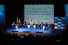 Debate de precandidatos presidenciales en la Universidad Los Libertadores