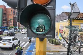 El vandalismo contra los semáforos y el robo de sus componentes tiene en alerta a las autoridades de Bogotá.